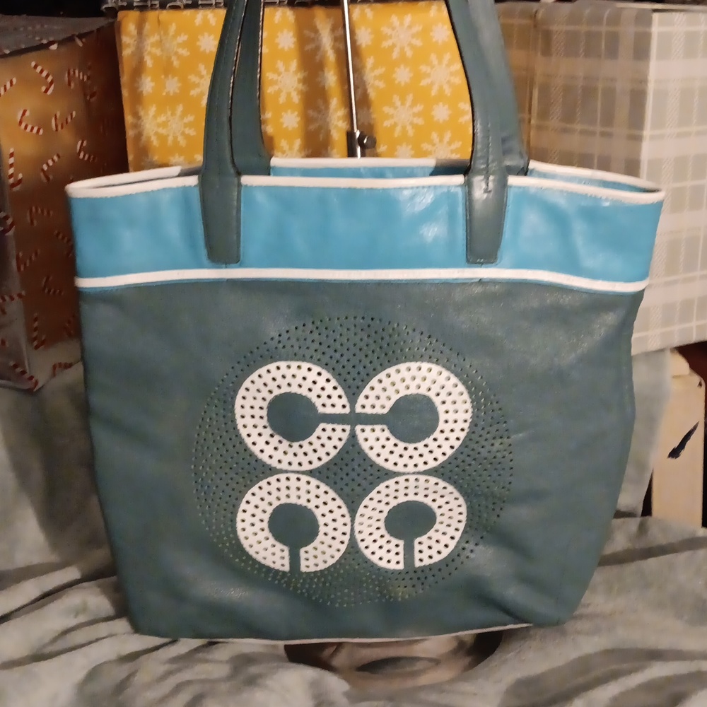 🤟TRADED🤟Hold for BO COACH Large Turquoise/Gray Tote Bag Op Art - Picture 1 of 9